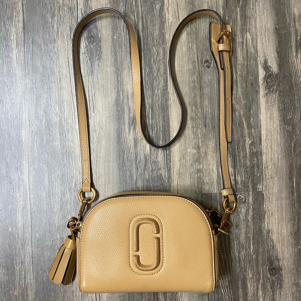 Marc Jacobs Shutter